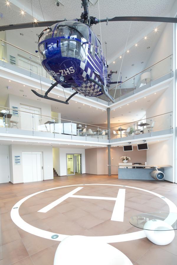 Aircraft Hotel & Events Neuhausen ob Eck Exterior photo